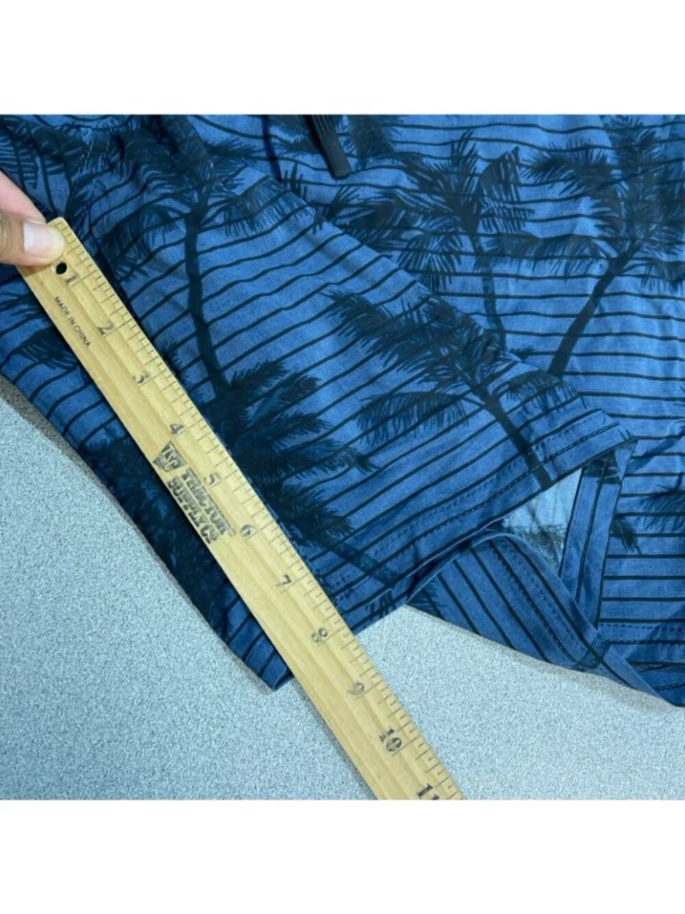 NWT Kirkland Signature Men's XL Blue Palm Print Swim Shorts Quick-Drying Stretch
